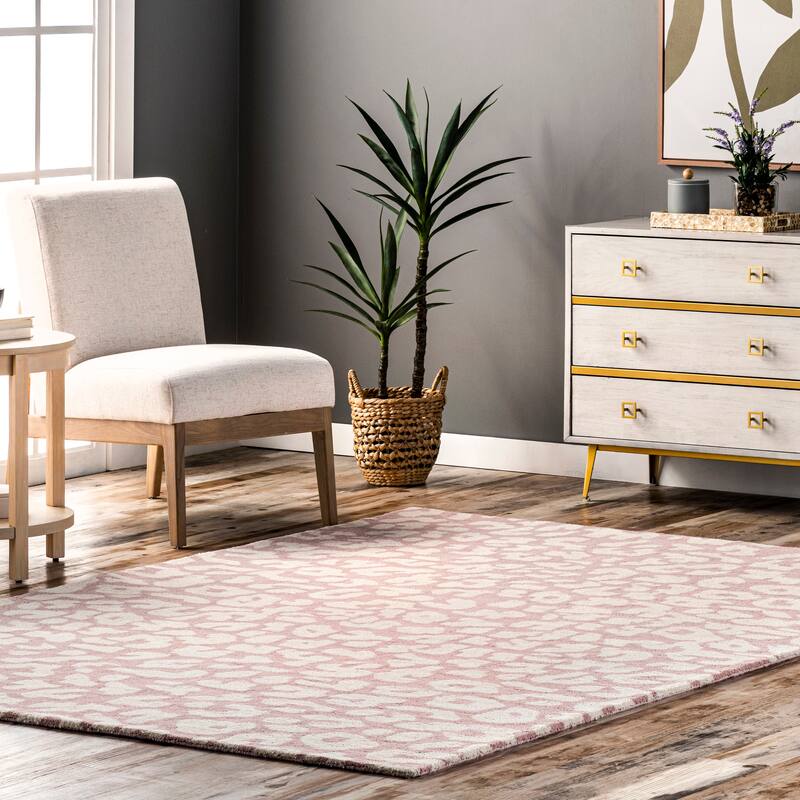 Nuloom Rorie Leopard Print Wool Area Rug - 9' x 12' - Peach