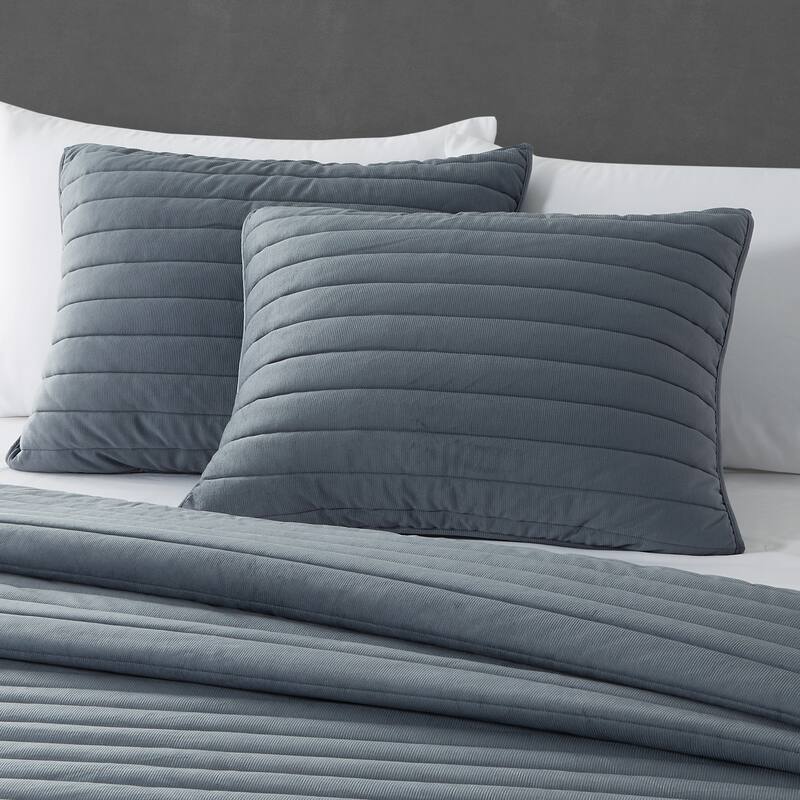 Valencia Quilt Set