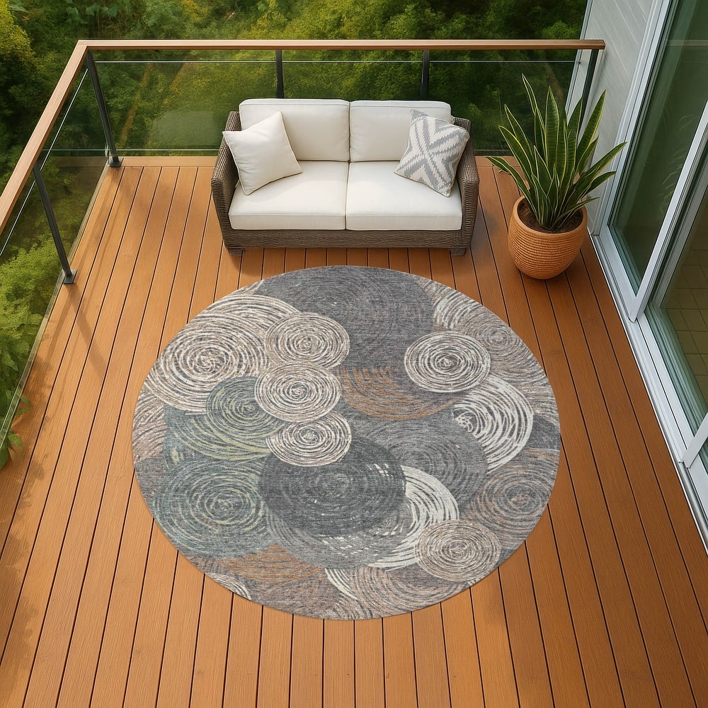 Machine Washable Indoor/ Outdoor Modern Twister Chantille Rug