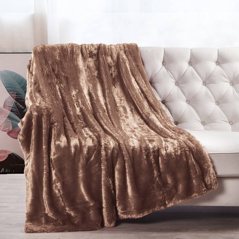 Belardo FauxFur Throw