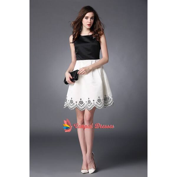 Shop White And Black Hit Color Sleeveless Slim Summer Women Short
