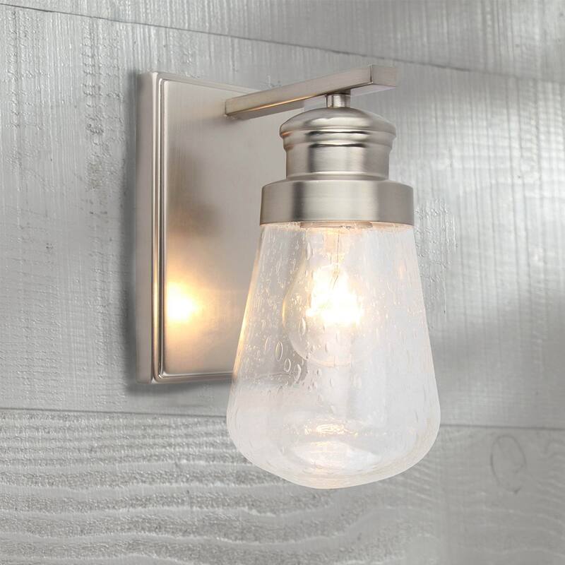 1 Light Vanity lighting in Brushed Nickel Finish