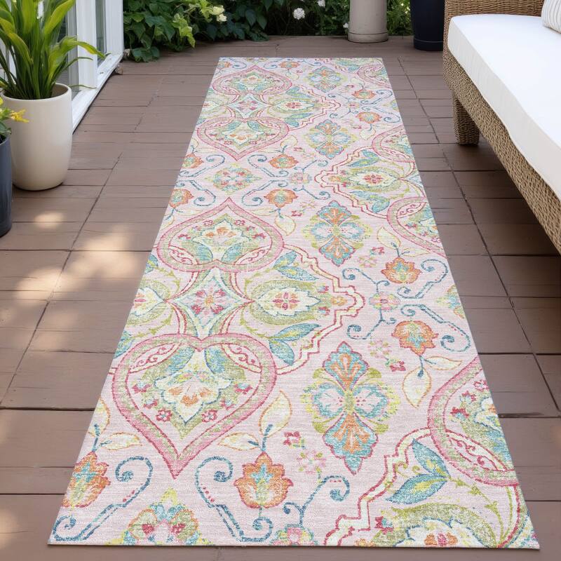 Machine Washable Indoor/Outdoor Traditional Spades Chantille Rug - Pink - 2'3" x 7'6"