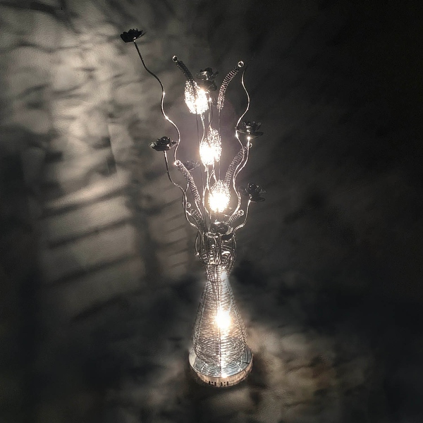 Showpiece lamp top