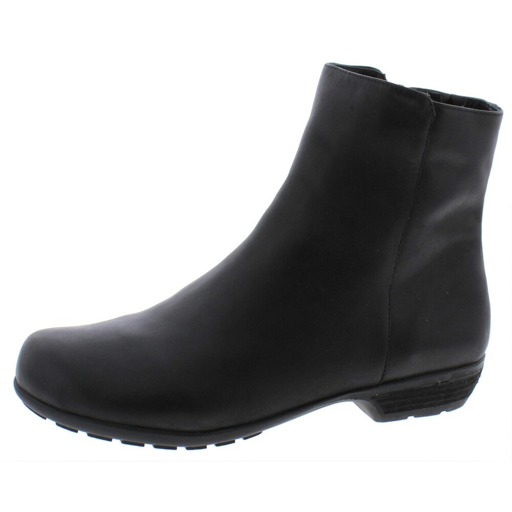 walking cradles boots