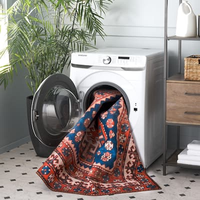 SAFAVIEH Tucson Eguskiñe Machine Washable Slip Resistant Printed Rug