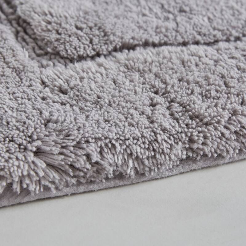 Mohawk Home Regency Bath Rug