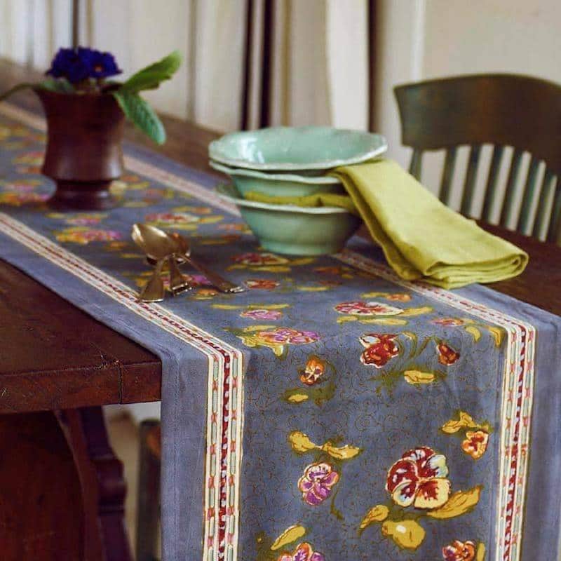 Couleur Nature Pansy Table Runner