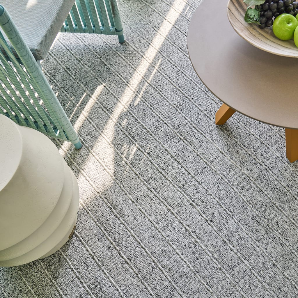 Nova Indoor/Outdoor Flatweave PET yarn Grey Area Rug.