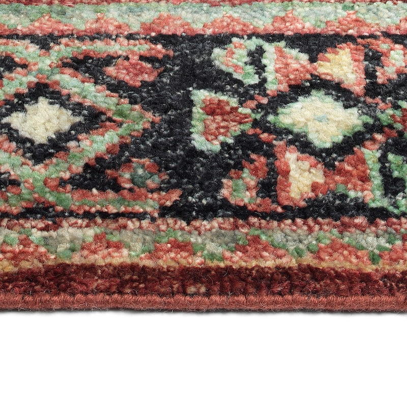 Atiqa Collection Rose Rectangle Indoor Area Rug