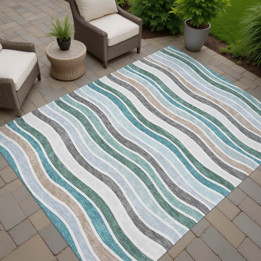 Machine Washable Indoor/ Outdoor Contemporary Stripe Chantille Rug