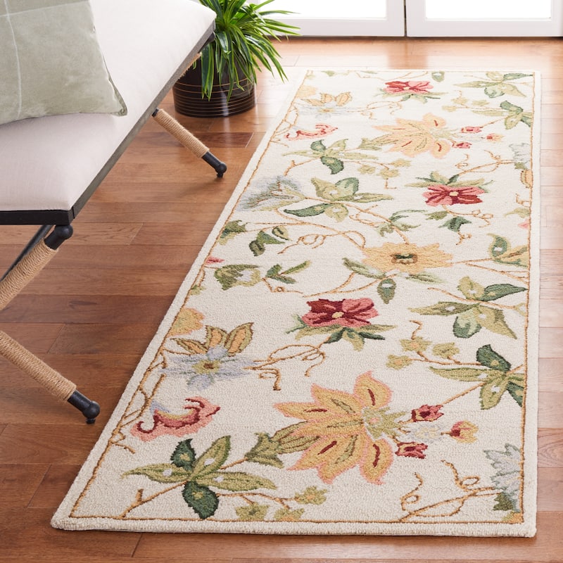 SAFAVIEH Handmade Chelsea Rubi French Country Floral Wool Rug - 2'6" x 6' Runner - Ivory - Runner