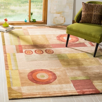 SAFAVIEH Couture Hand-knotted Tibetan Solja Modern Wool Rug with Fringe