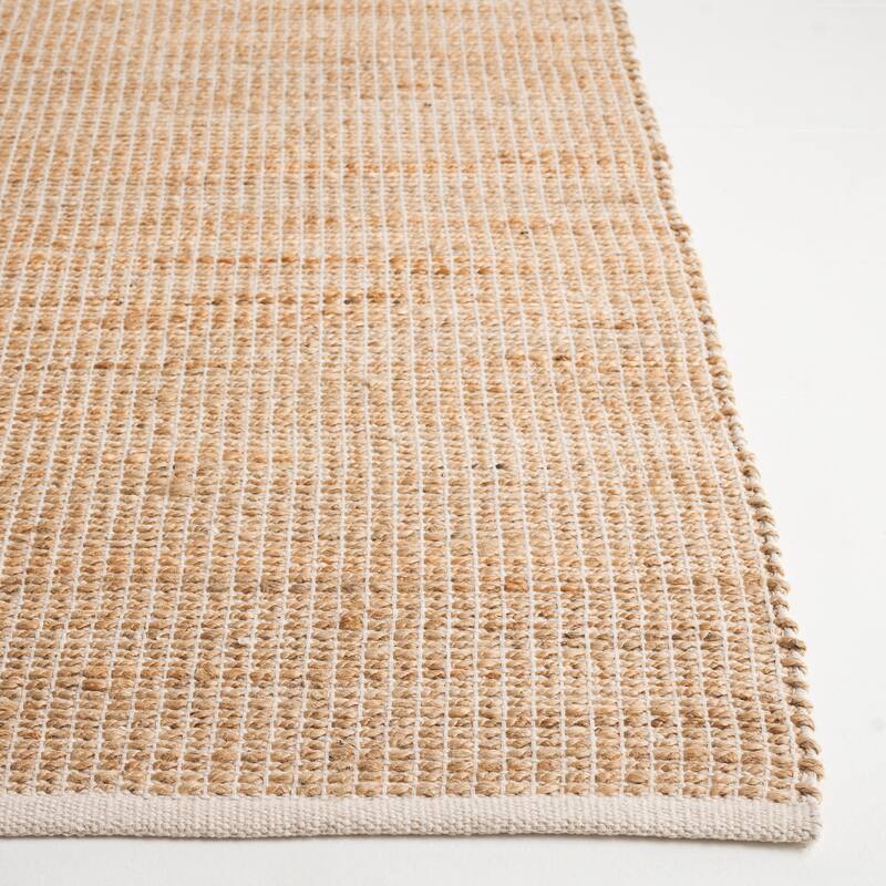 SAFAVIEH Handmade Natural Fiber Ulviya Jute Rug