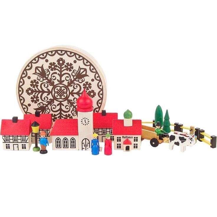 4.75" Dregeno Hand Carved Wood Small Village Chip Box