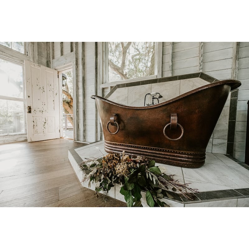 67-in Hammered Copper Double Slipper Bathtub With Rings in Oil Rubbed Bronze (BTDR67DB)