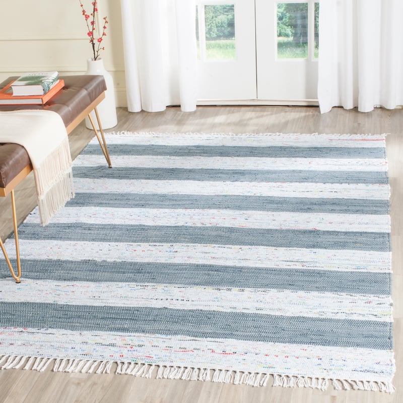 SAFAVIEH Handmade Flatweave Montauk Calli Casual Cotton Rug - Ivory/Grey - 5' x 7'