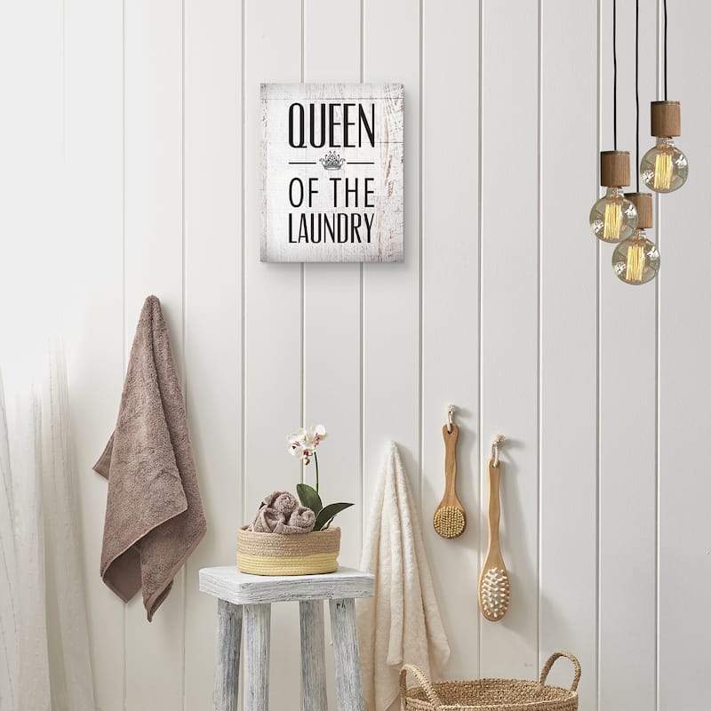 Queen of Laundry I Canvas Art Print