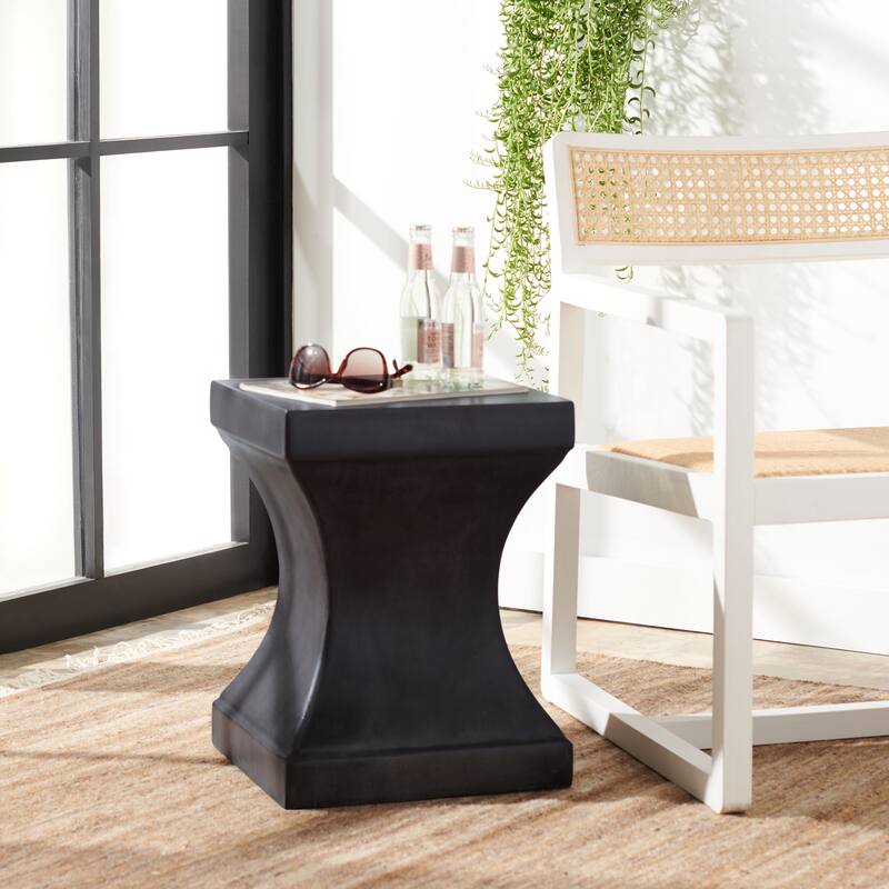 SAFAVIEH Outdoor Selvaggia Concrete Indoor/Outdoor Accent Table - 13.7" W x 13.7" L x 17.7" H - 14Wx14Dx18H - Black