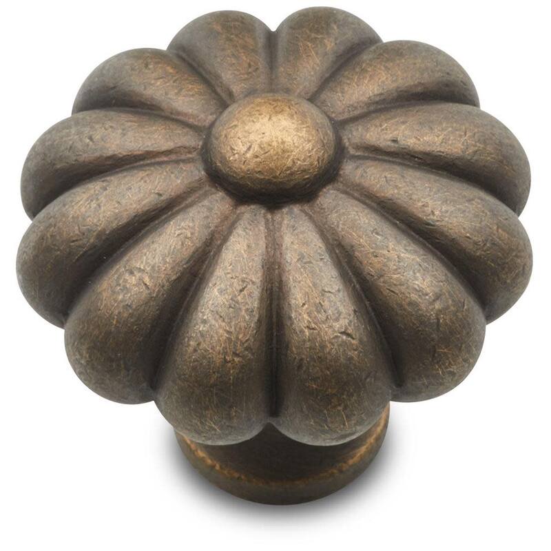 RK International CK 3248 Large Melon 1-1/2" Solid Metal Flower - Antique English