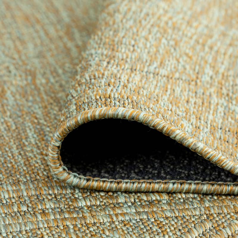 Alameda Solid Color Medallion Machine Washable Indoor Area Rug