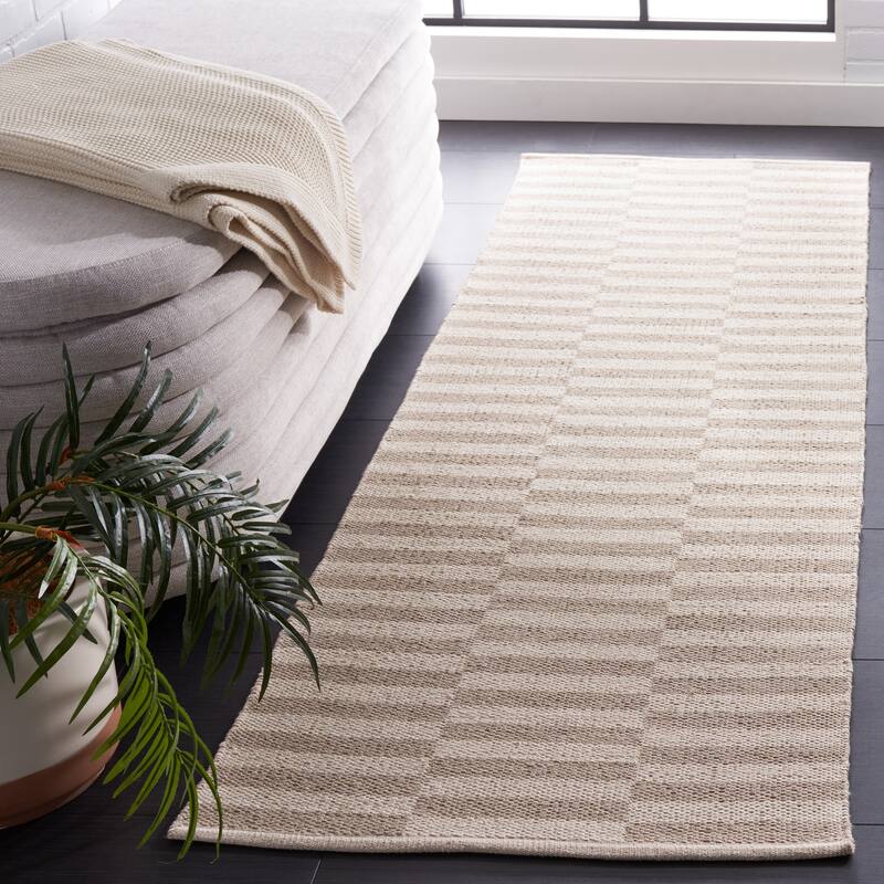 SAFAVIEH Handmade Flatweave Montauk Helena Casual Cotton Rug - 2'3" x 13' Runner - Ivory/Light Grey