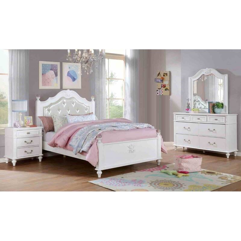 Traditional White Finish 4-PC Bedroom Set Tufted Bed Dresser Mirror Nightstand