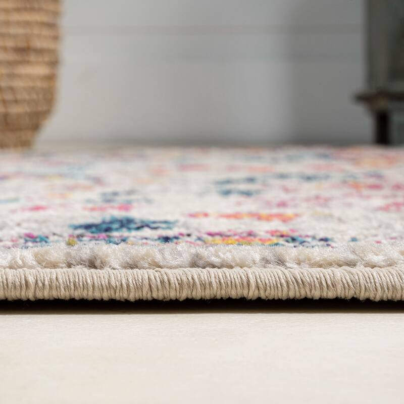 JONATHAN Y Traditional Persian Boho Floral Area Rug