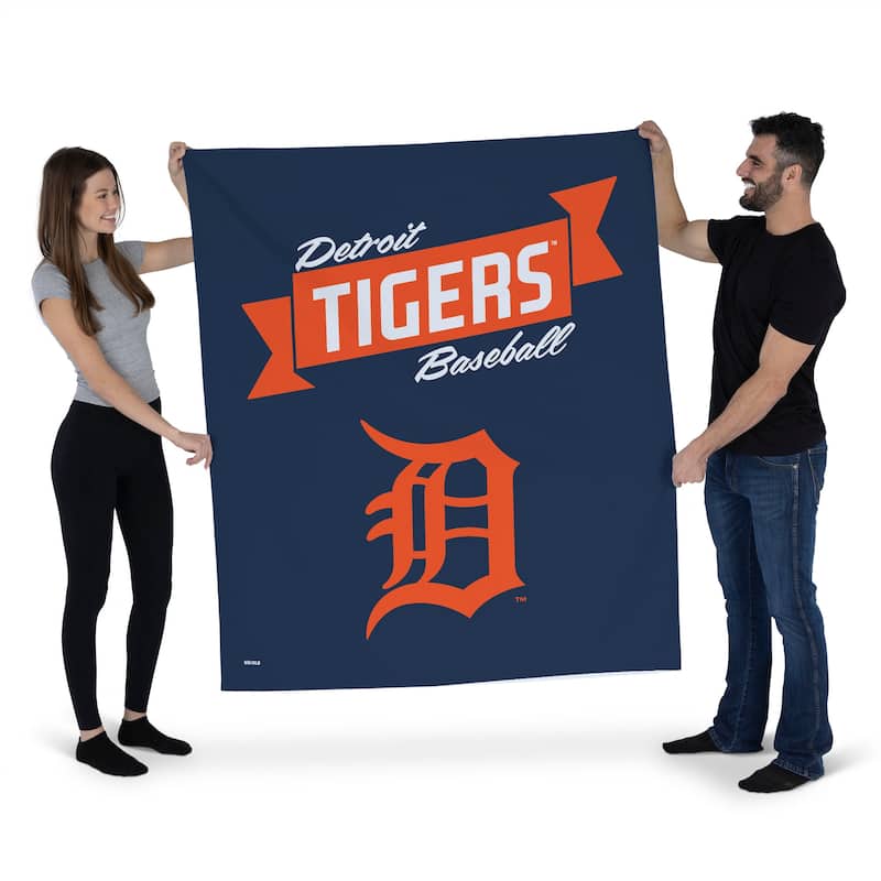 MLB Premium Tigers Printed Wall Hanging - 34"x40"