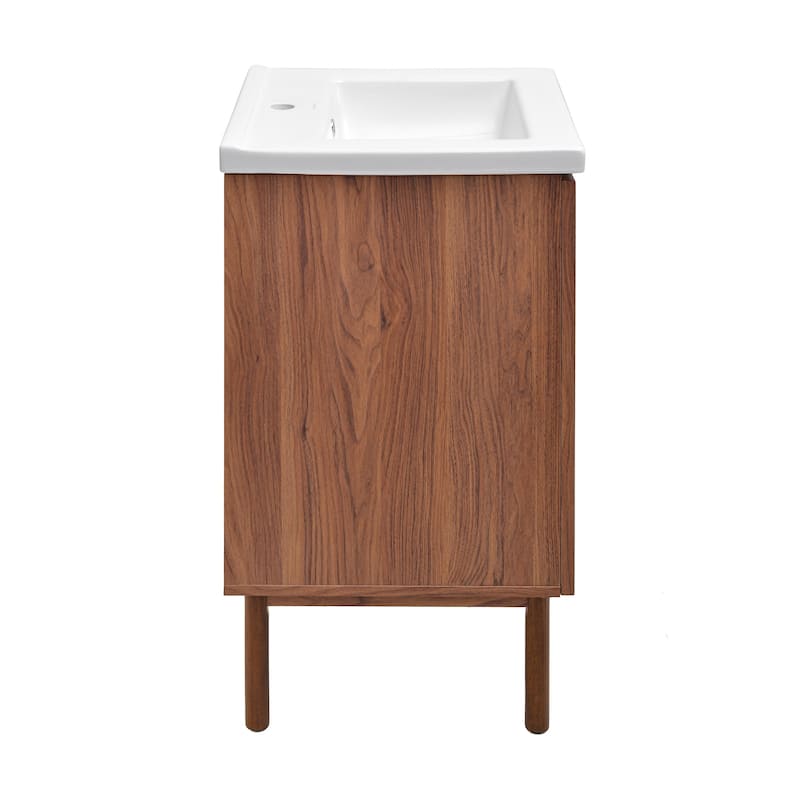 Classe Bathroom Vanity in Oak