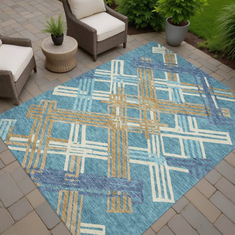 Machine Washable Indoor/ Outdoor Modern Trellis Chantille Rug