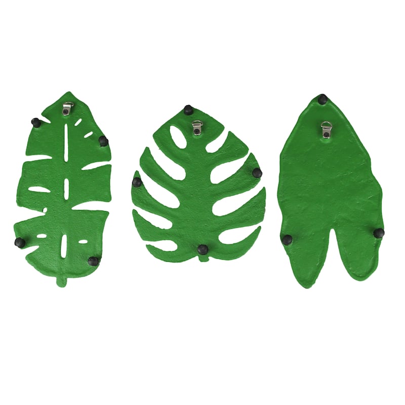 Zeckos Green Cast Iron Tropical Leaf Kitchen Trivets (Set Of 3) - 0.5 X 9.75 X 5.25 inches