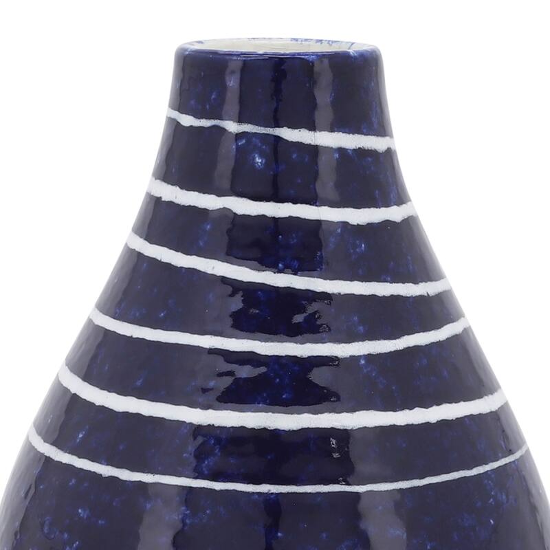 Sagebrook Home Ceramic Vase - Perfect For Stylish Floral Arrangements