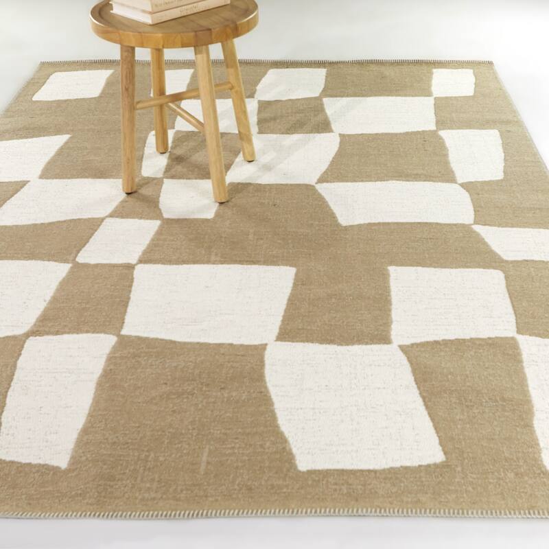 Jann Abstract Modern Indoor/Outdoor Area Rug
