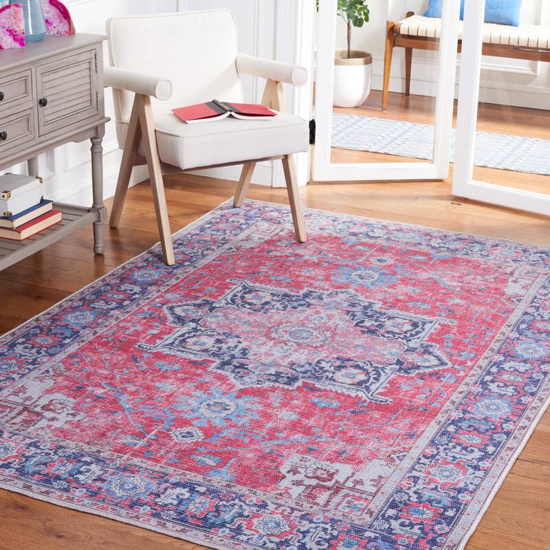 SAFAVIEH Serapi Machine Washable Sebiha Medallion Distressed Rug - 9' x 12' - Red/Navy