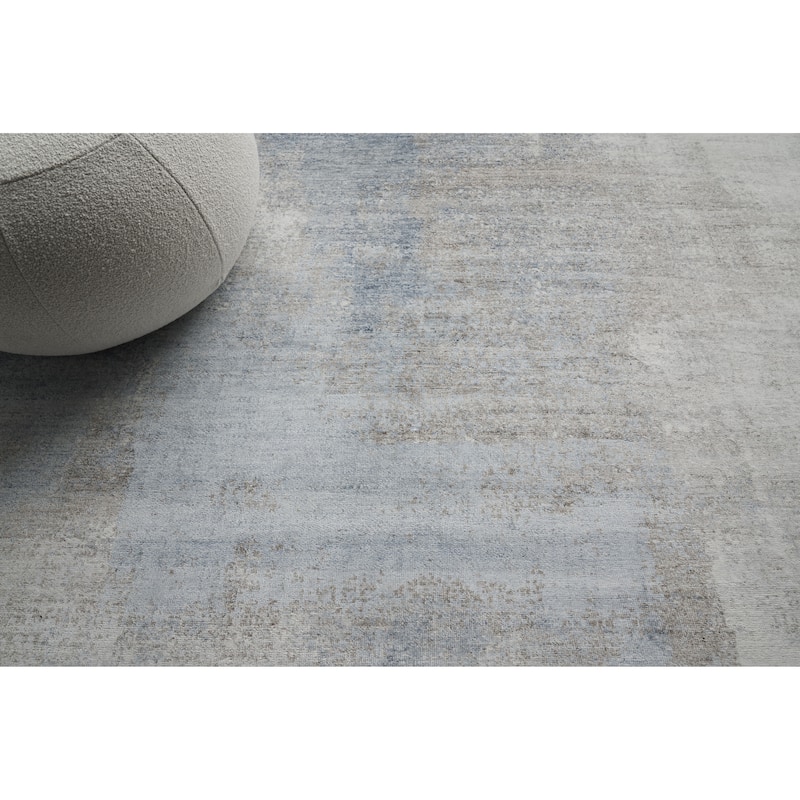 EXQUISITE RUGS Fine Pure Silk Hand-knotted Silk Blue/Brown Area Rug.