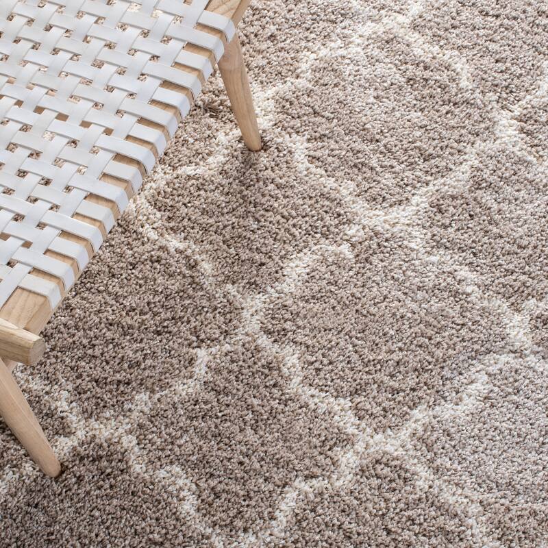 SAFAVIEH Hudson Shag Vitchka Glam Trellis 2-inch Area Rug