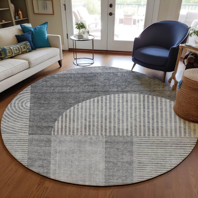 Machine Washable Indoor/ Outdoor Chantille Modern Deco Rug - Gray - 8' x 8'