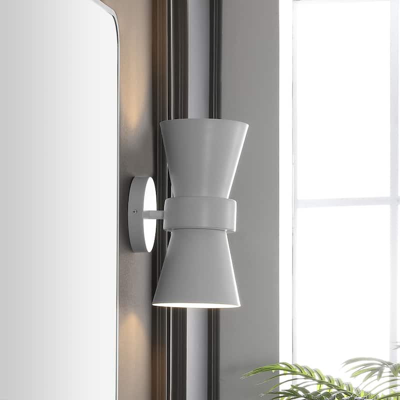 SAFAVIEH Lighting Shadia 2-Light 7-inch Wall Sconce with Bulbs (Set of 2) - 7.3 In. W x 6 In. D x 12.3 In. H - 7Wx6Dx12H