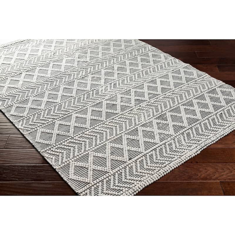 Nebay Country Area Rug