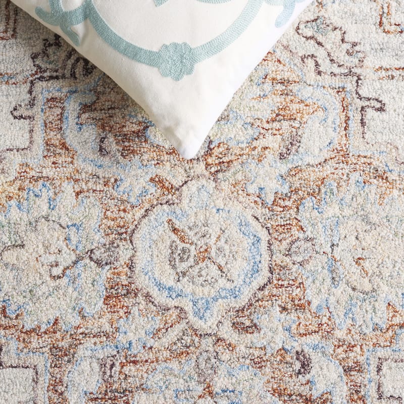SAFAVIEH Handmade Metro Feta Wool Rug