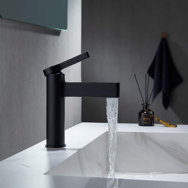 Vinnova Oviedo Single Hole Lever Vessel Bathroom Faucet