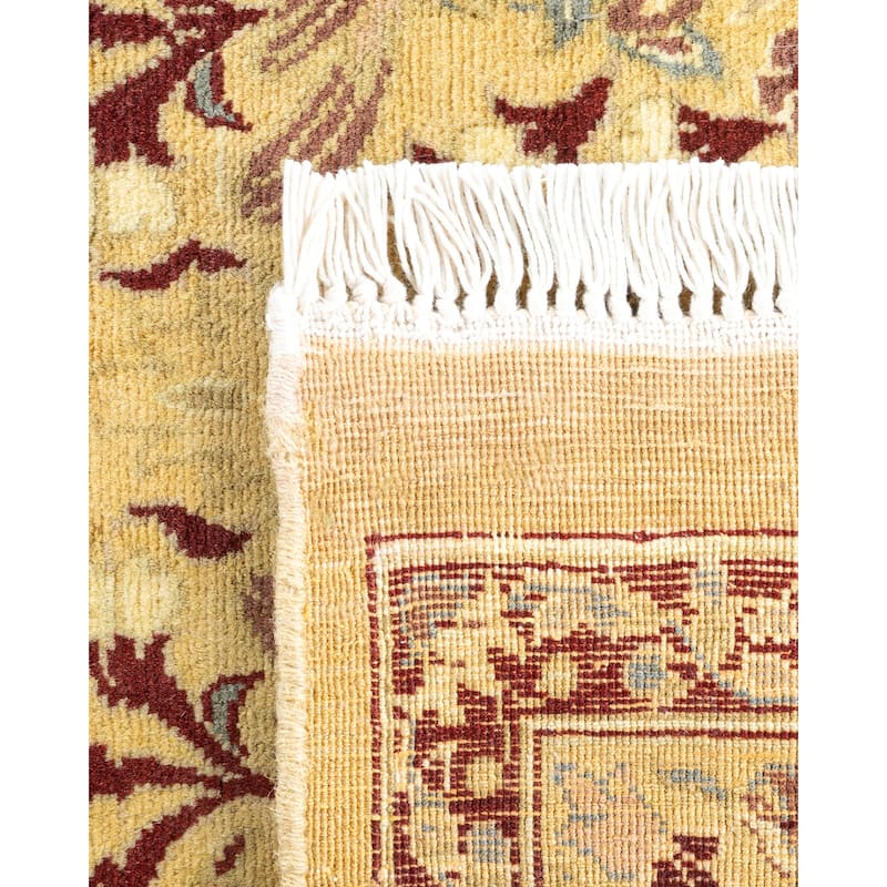 Overton Handknotted Wool Traditional Oriental Yellow Area Rug - 4' x 6'