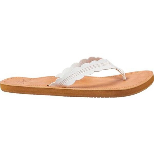 reef cushion celine