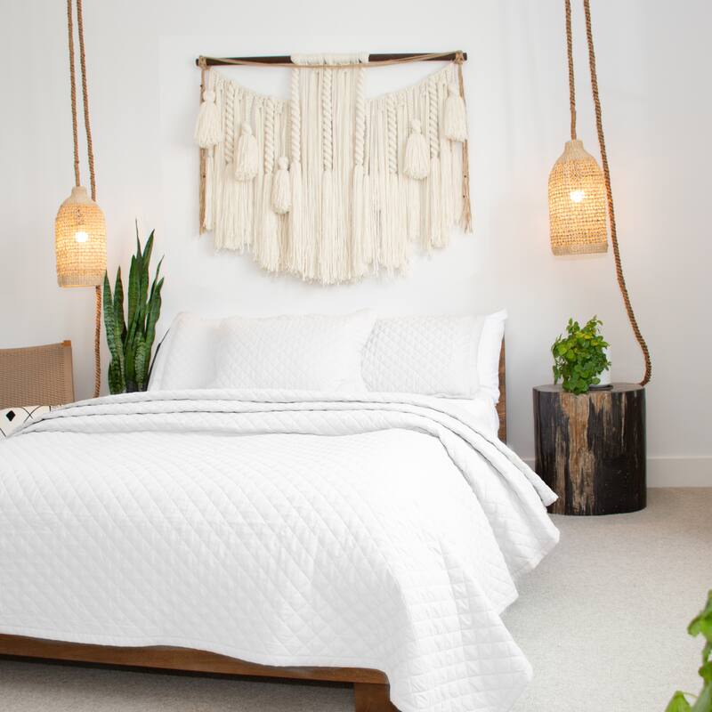 Jennifer Adams Essentials Diamond Quilted Sham