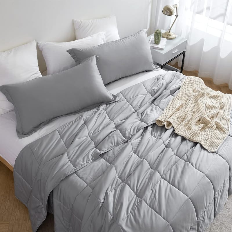 Menopleasing - Coma Inducer® Oversized Cooling Comforter Set.