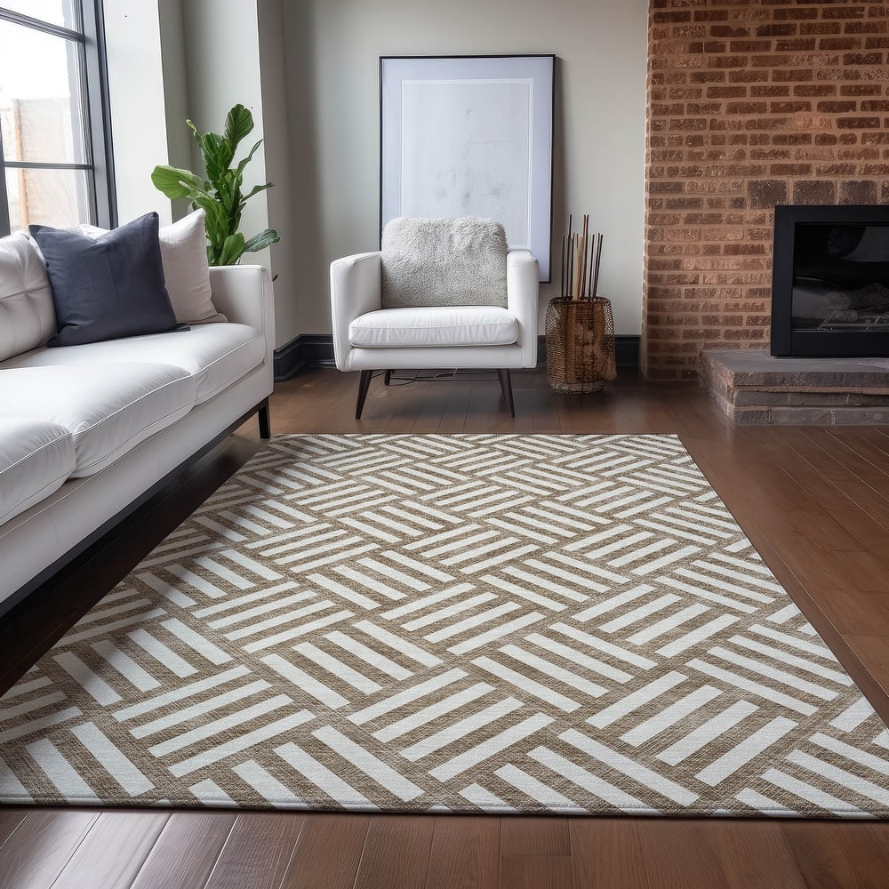 Machine Washable Indoor/ Outdoor Chantille Modern Geo Rug