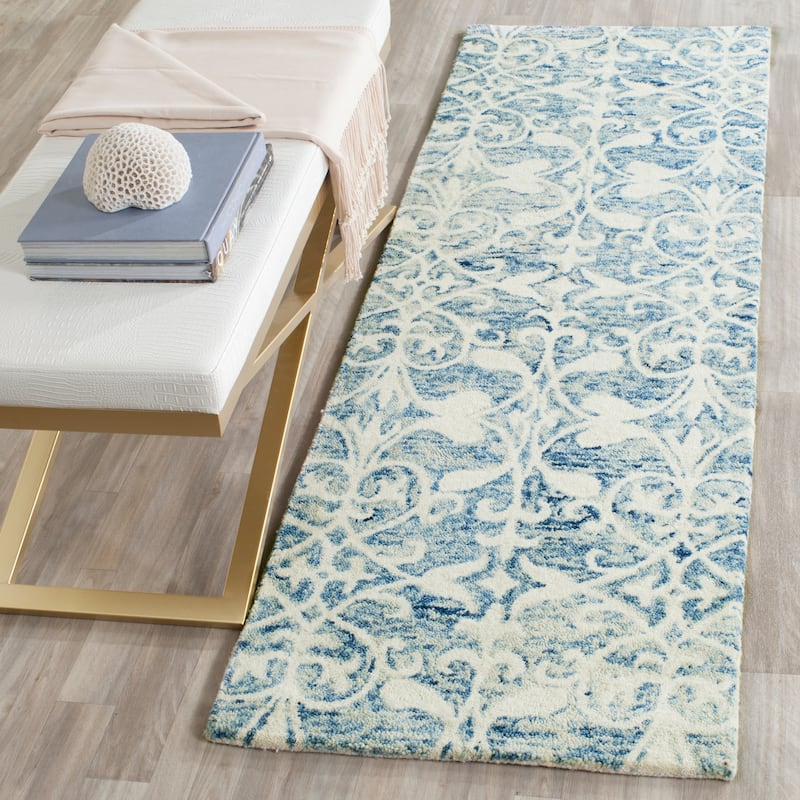 SAFAVIEH Handmade Chatham Dajana Modern Wool Rug - 2'3" x 7' Runner - Dark Blue/Ivory