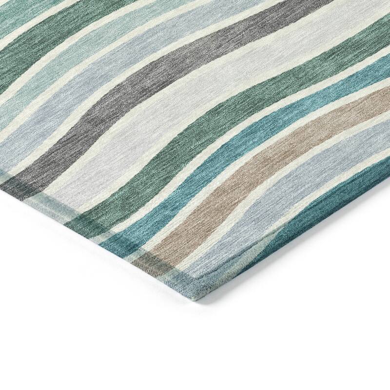 Machine Washable Indoor/ Outdoor Contemporary Stripe Chantille Rug