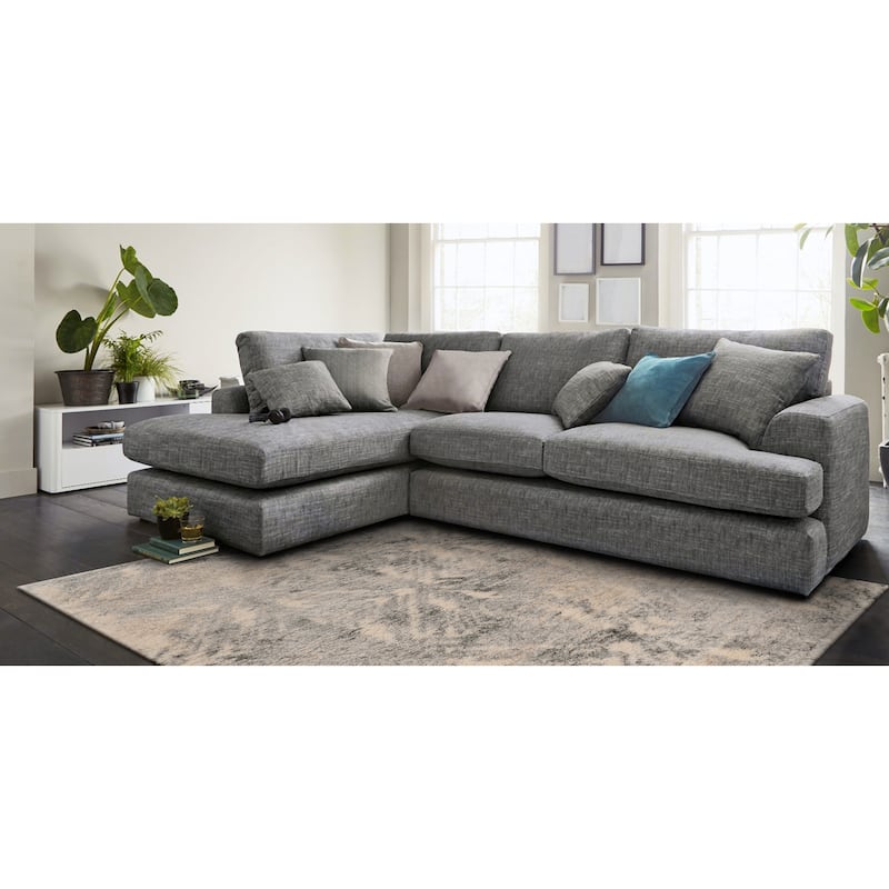 Porch & Den Corylus Vintage Geometric Shag Area Rug